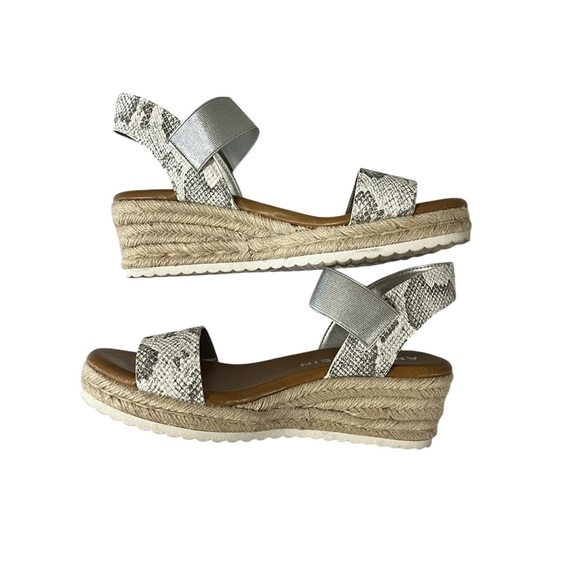 Wedge Sandal Anne Klein Cait  Snakeskin Pattern. Size 7.5 - Picture 11 of 13